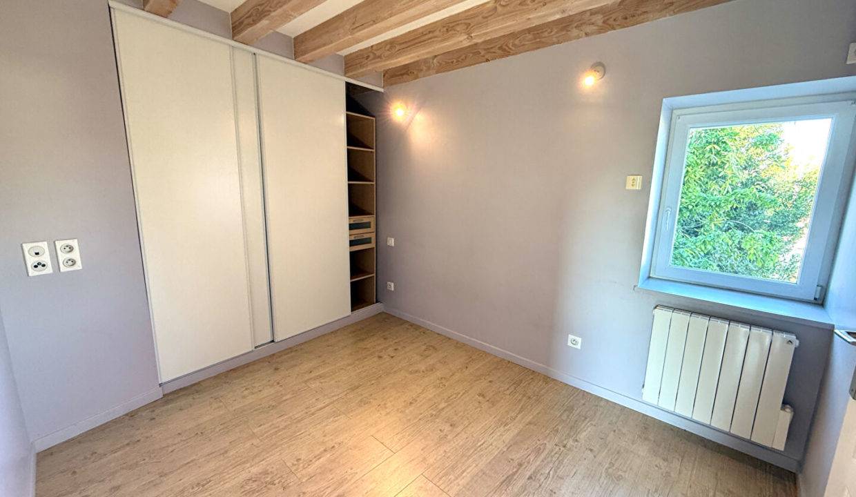 58159151k.jpg